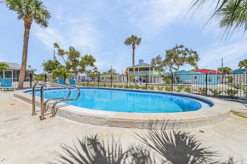 Condo, 3 Bedrooms