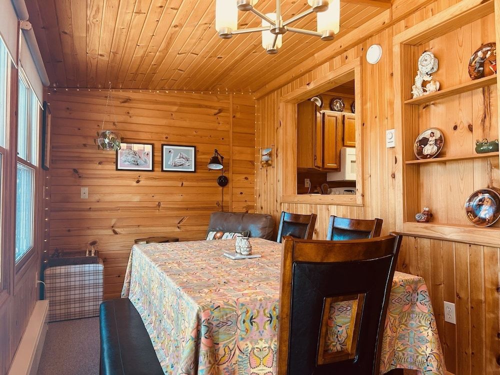House, 2 Bedrooms