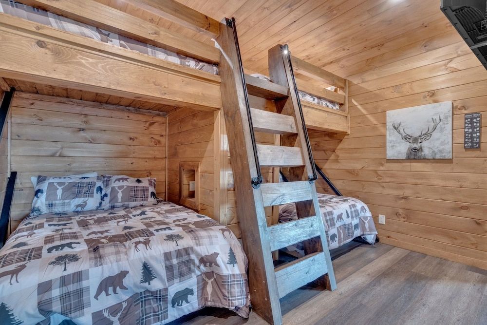 Cabin, 5 Bedrooms