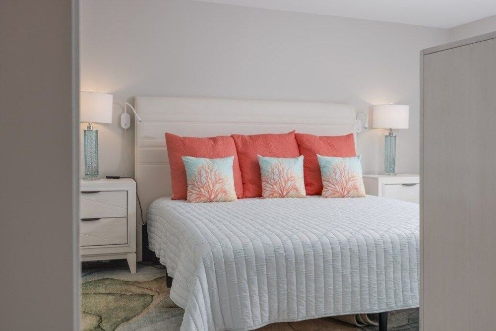 Condo, 2 Bedrooms
