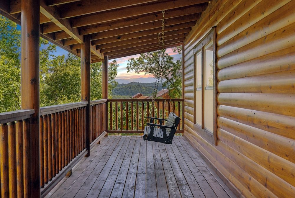 Smoky Mountain Splash 6 Bedroom Cabin by RedAwning Cabin, 6 Bedrooms 69