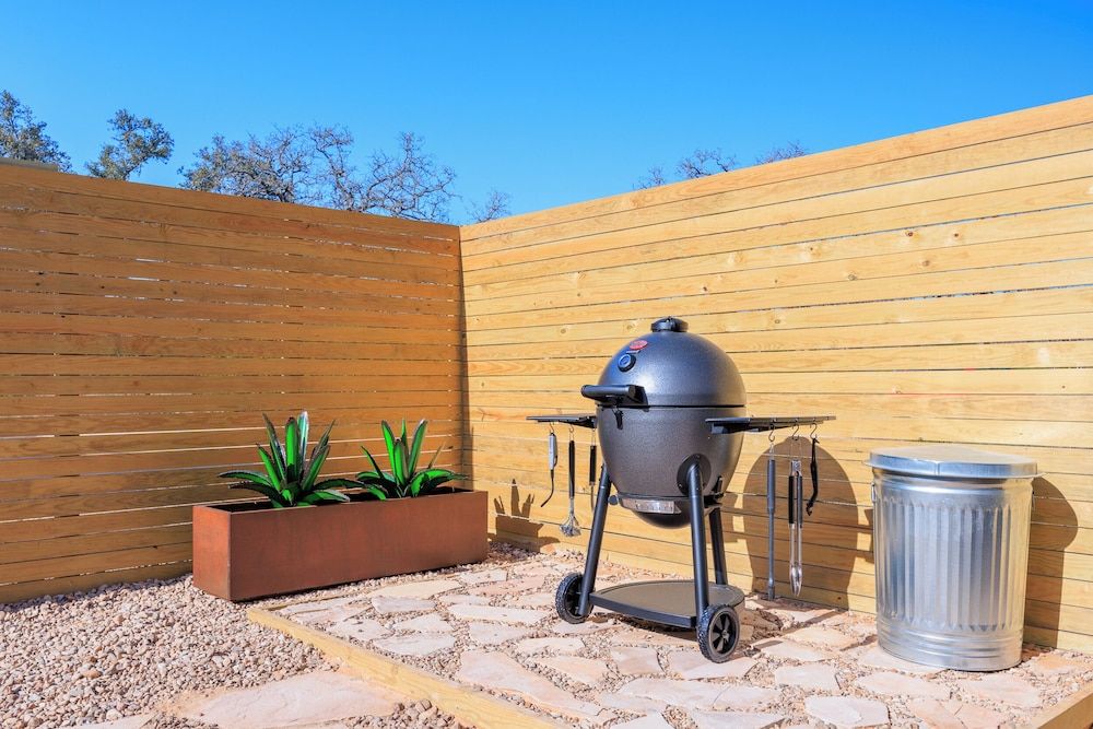 Romantic Luxury Retreat-hot/cold pool & sauna Luxury Villa, Courtyard View 14