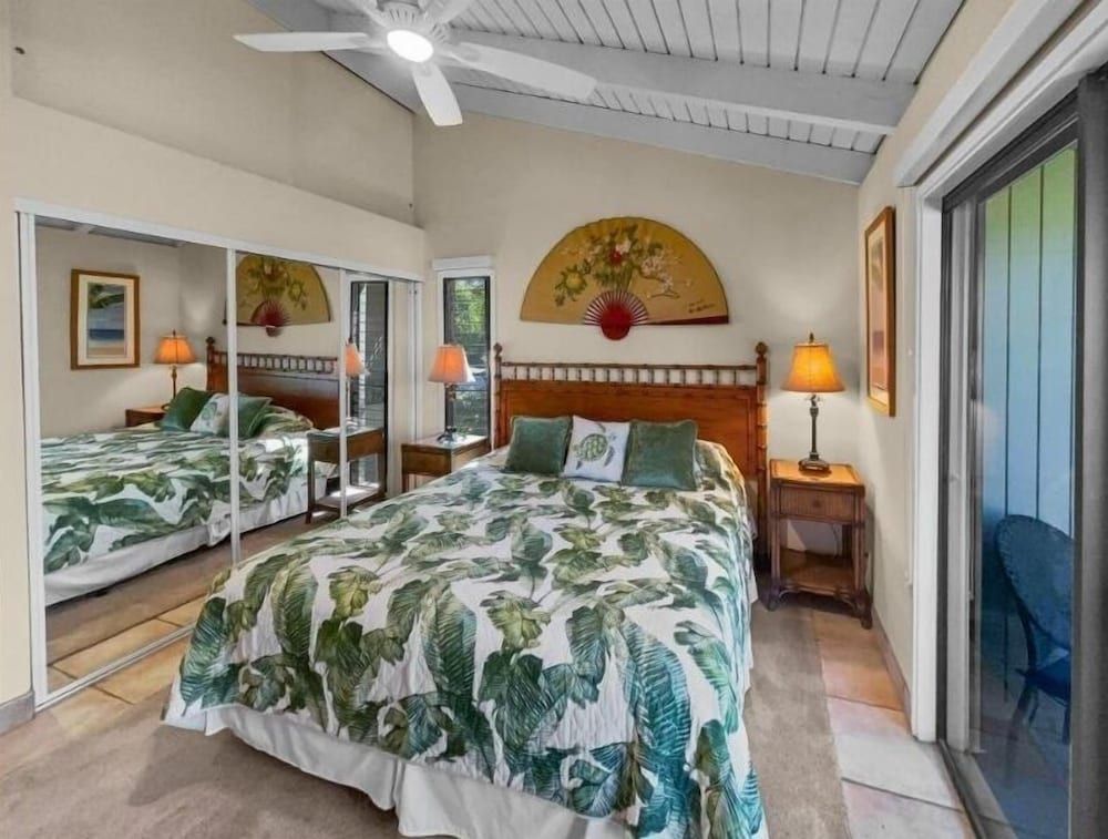 Condo, 2 Bedrooms