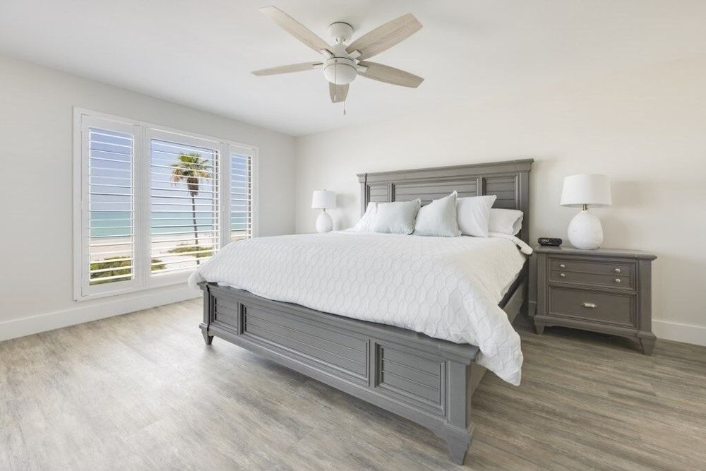 Condo, 2 Bedrooms
