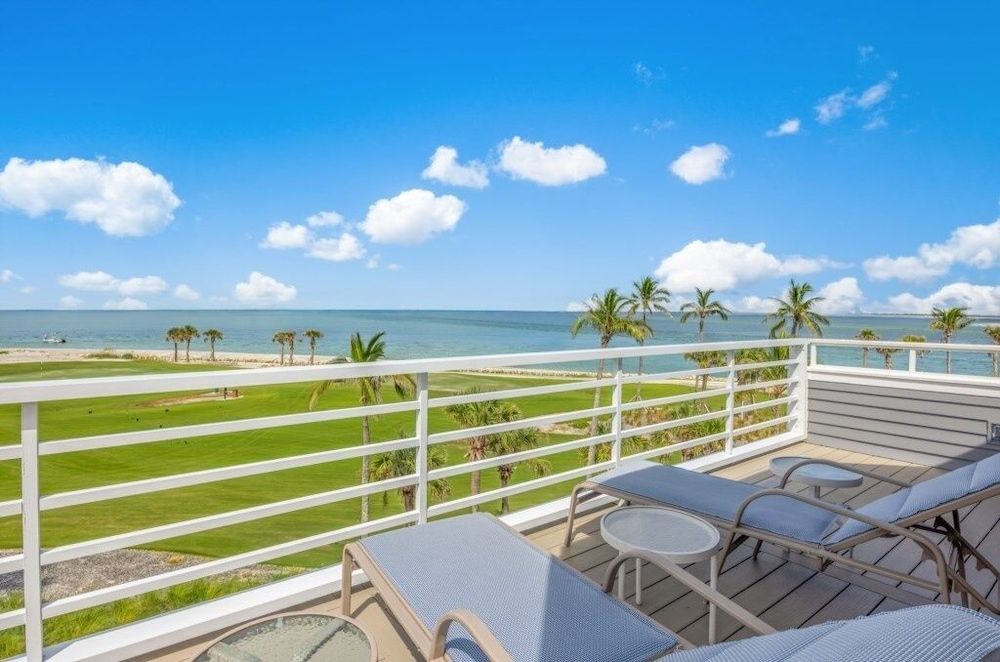 Condo, 3 Bedrooms