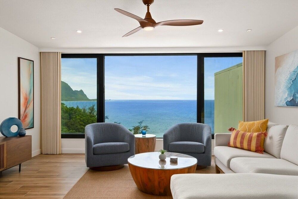 Condo, 2 Bedrooms