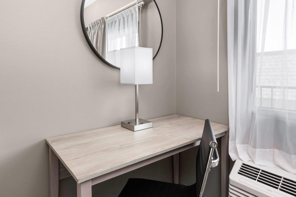 Ramada By Wyndham Kenner/New Orleans Airport South Room, 2 Double Beds, Non Smoking 3