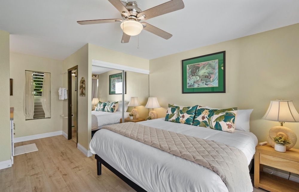 Condo, 2 Bedrooms