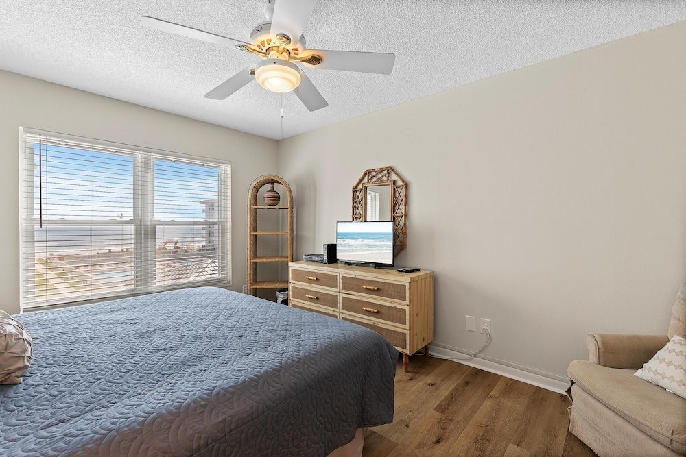 Condo, 1 King Bed with Sofa bed (Sea Coast Gardens II 316)