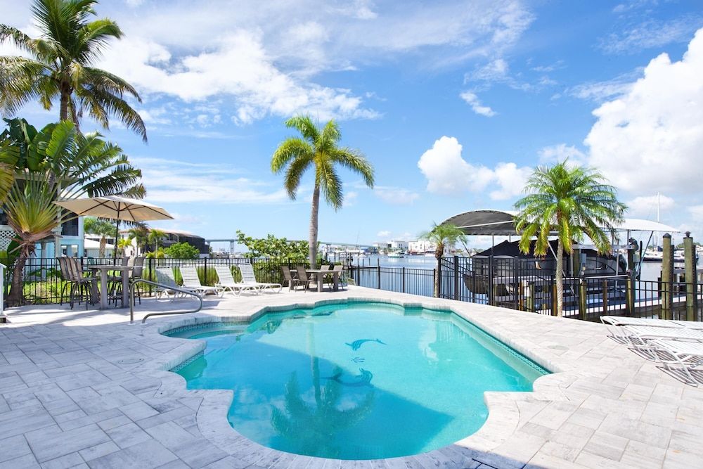 House, Multiple Beds (Dock Holiday)
