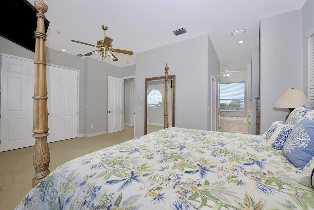 House, Multiple Beds (Dock Holiday)