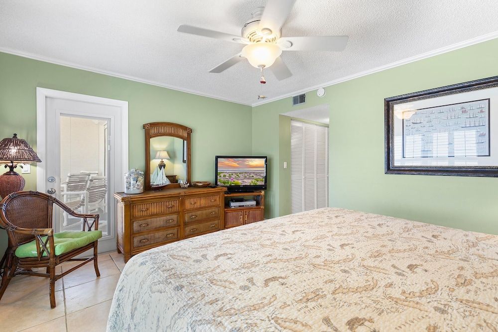 Condo, Multiple Beds (Sea Coast Gardens III 203)