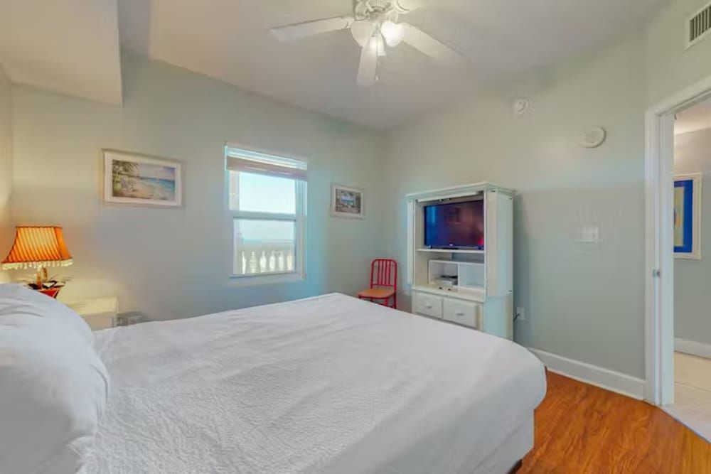 Condo, Multiple Beds, Balcony, Ocean View (Sunrise Serenity)