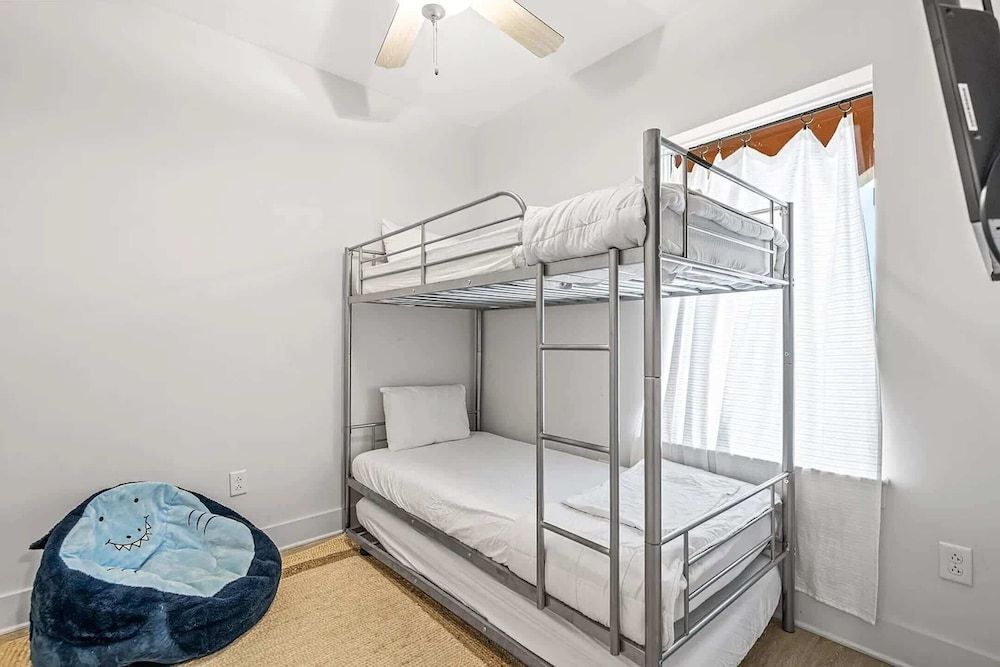 Condo, Multiple Beds, Balcony, Ocean View (Salt and Shore Escape)