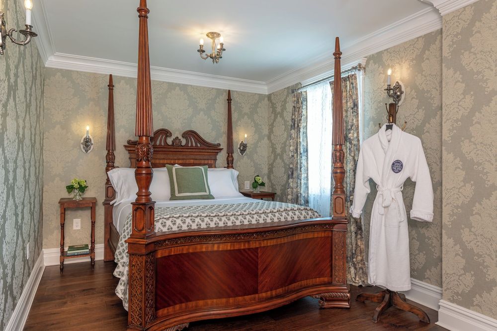 Luxury Room, Non Smoking, Private Bathroom