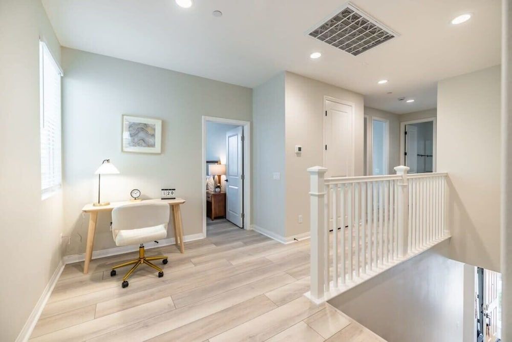 @marbella Lane -amazing 5BR Home in Rancho Mission House (5 Bedrooms) 23