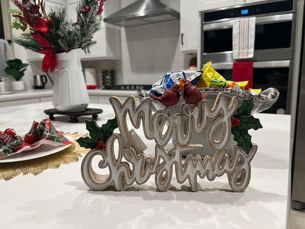 @marbella Lane -amazing 5BR Home in Rancho Mission House (5 Bedrooms) 40