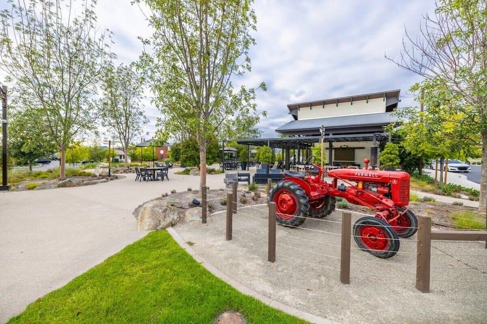 @marbella Lane -amazing 5BR Home in Rancho Mission House (5 Bedrooms) 49