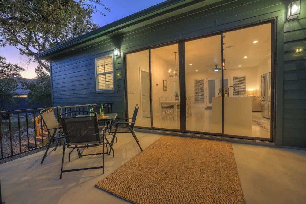 Serene Getaway Nestled in the Tx Hill Country! House, Multiple Beds, Patio (407 Lamplight Rd.) 27