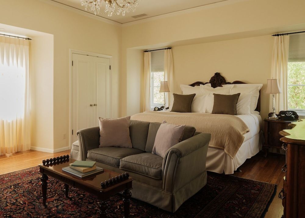 The Willows Palm Springs Rose Room