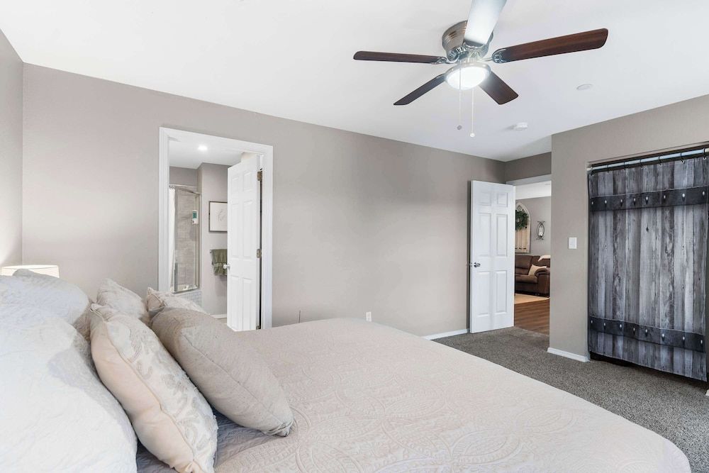 Condo, Multiple Beds, Balcony (Lakeside Bliss Retreat )