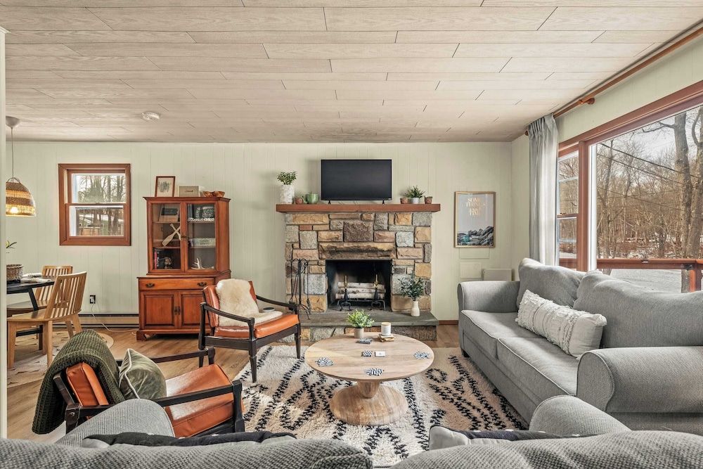 House (2 Bedrooms)
