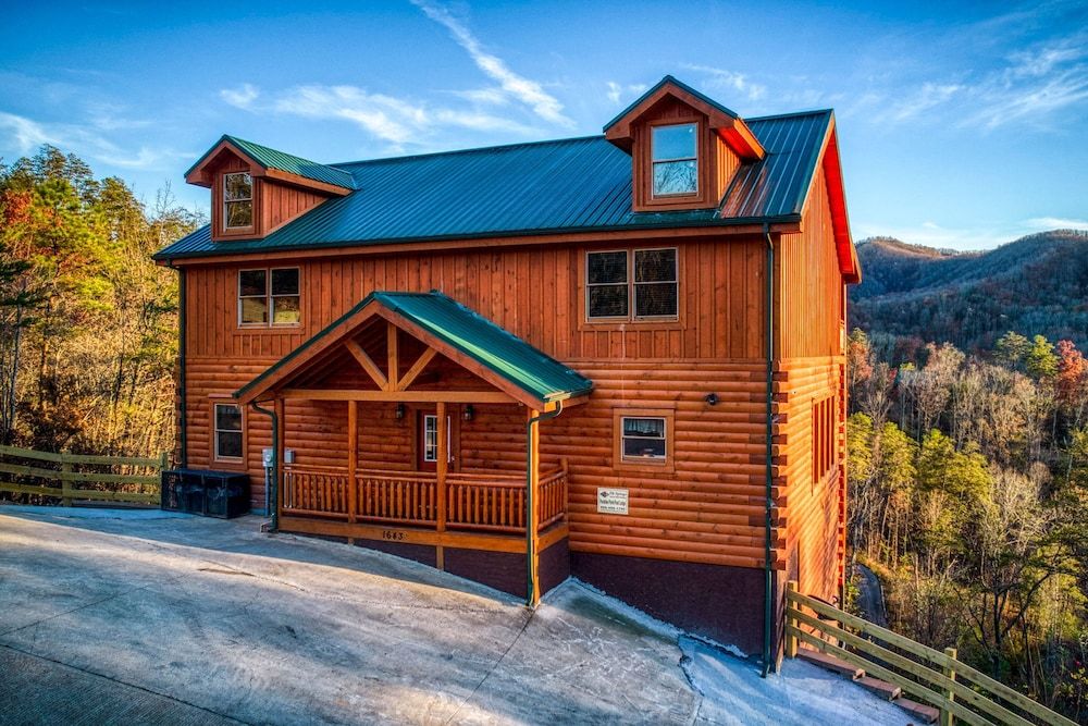 Exquisite Getaway w Indoor Pool Theater