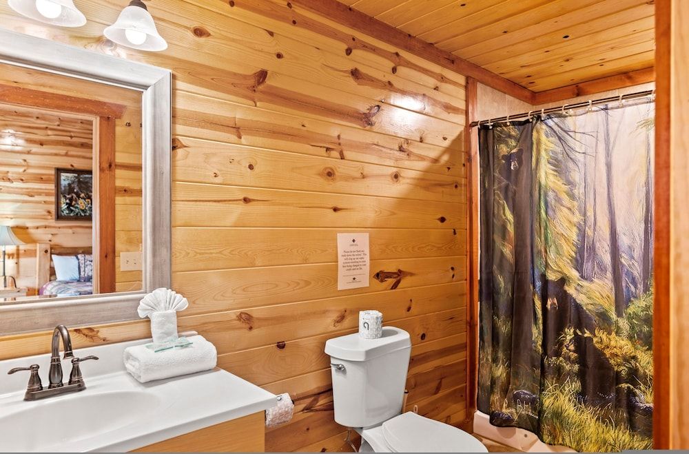 Exquisite Getaway w Indoor Pool Theater Apartment 30