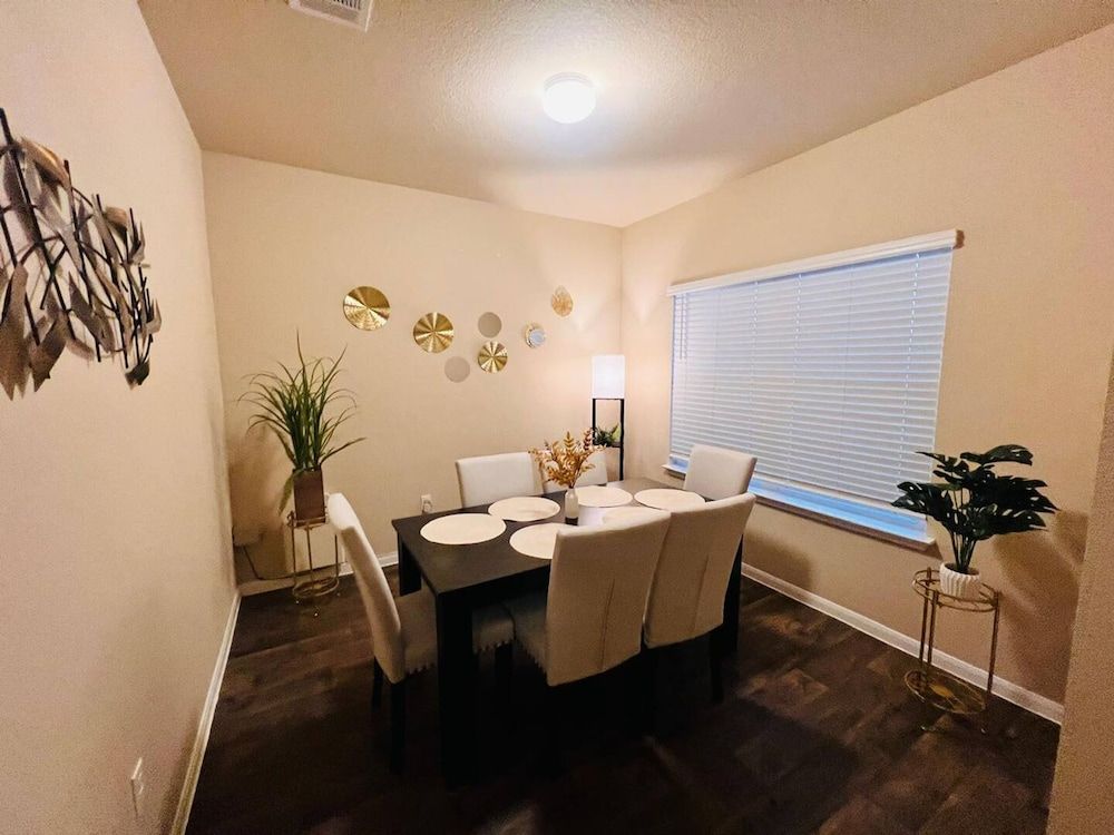 Spacious 4BR Home w Game Room Office Backyard House 18