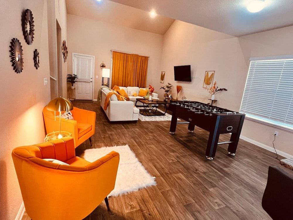 Spacious 4BR Home w Game Room Office Backyard House 32