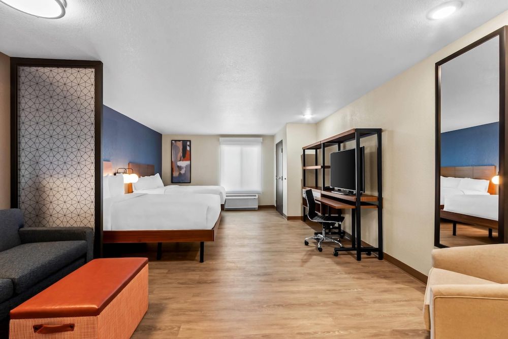 Everhome Suites Yuma East I-8 Suite, 2 Queen Beds, Non Smoking 3