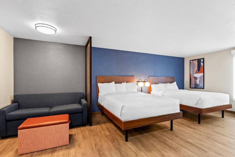 Everhome Suites Yuma East I-8 Suite, 2 Queen Beds, Non Smoking 4