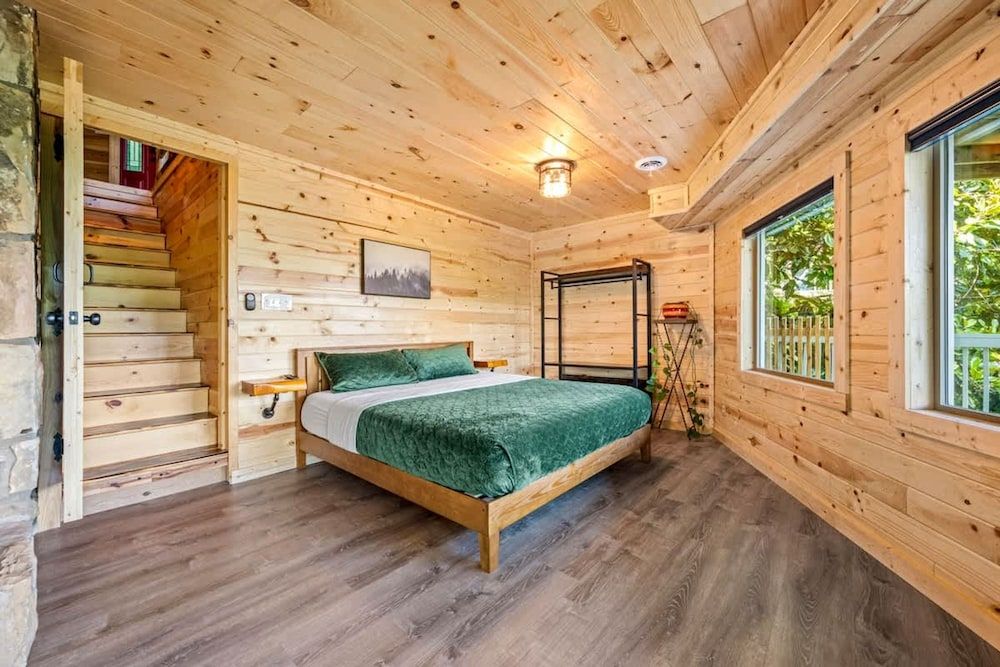 180 Views Sleeps 7 Private Hot Tub Full Kitchen Suite 8