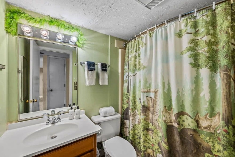 Sleeps 6 Indoor Pool Hot Tub Mountain Views Apartment 23