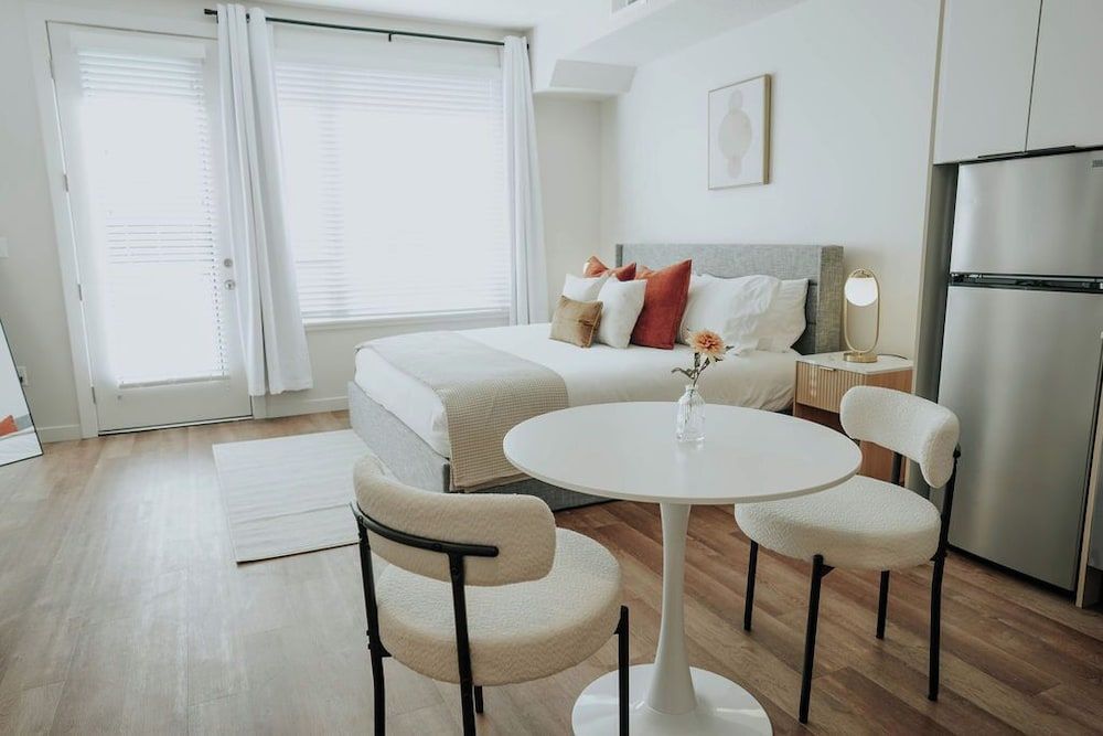 Apartment, Balcony, City View