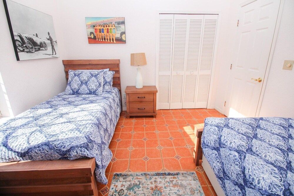 Condo, 1 King Bed (Ocean Club at Turtle Mound 207)