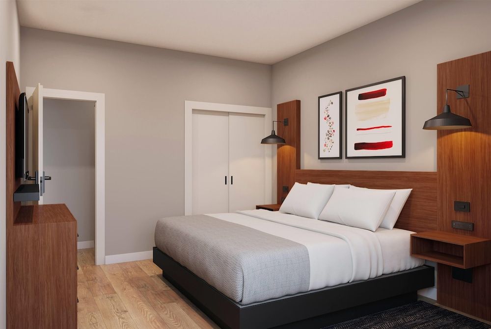 Studio Suite, 1 King Bed with Sofa bed, Non Smoking, Kitchen