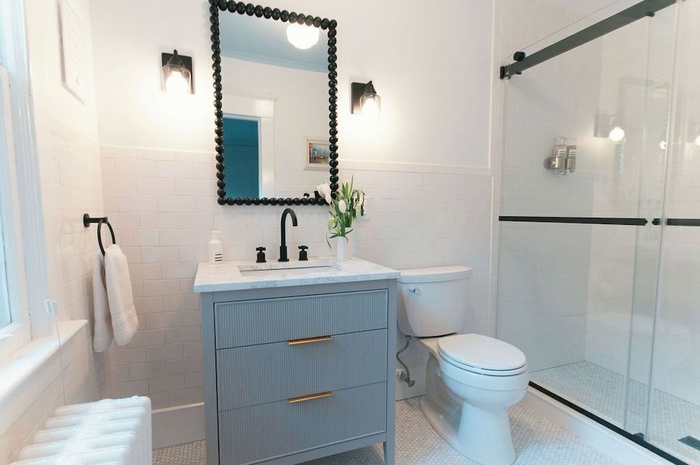 Bellport Inn Superior House, Garden View 17