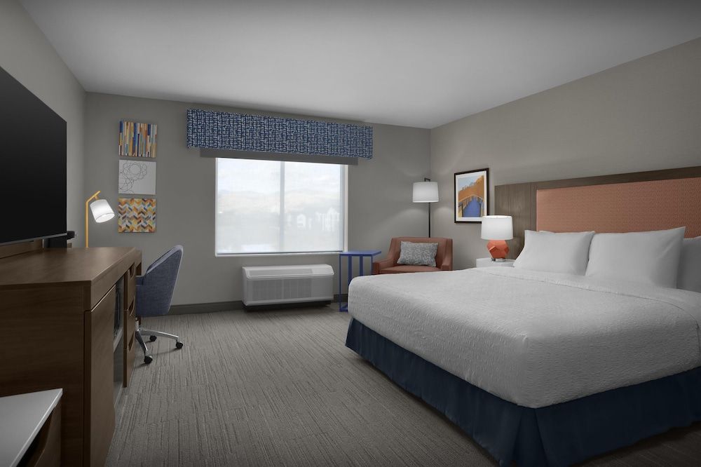 Room, 1 King Bed, Accessible, Bathtub