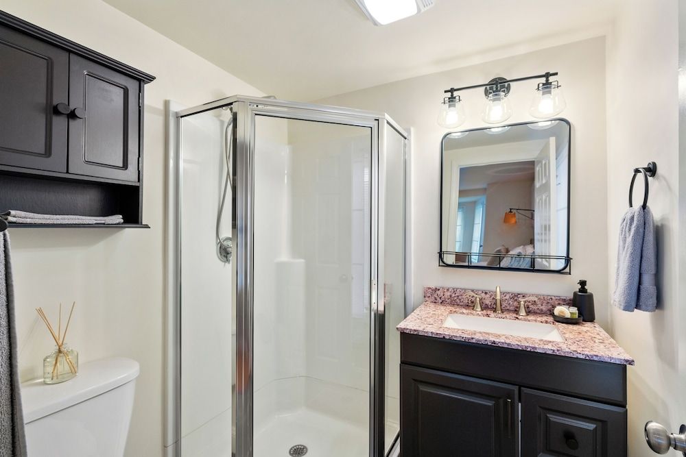 Hygge House Suites Deluxe Studio Suite 4