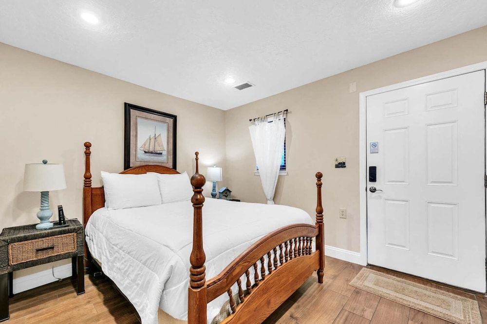 Condo, 1 Queen Bed with Sofa bed (Hidden Beach Villas 122 - A Sunset Pa)