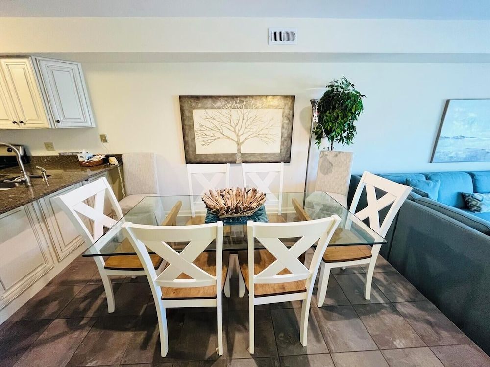 Ocean Pointe 10