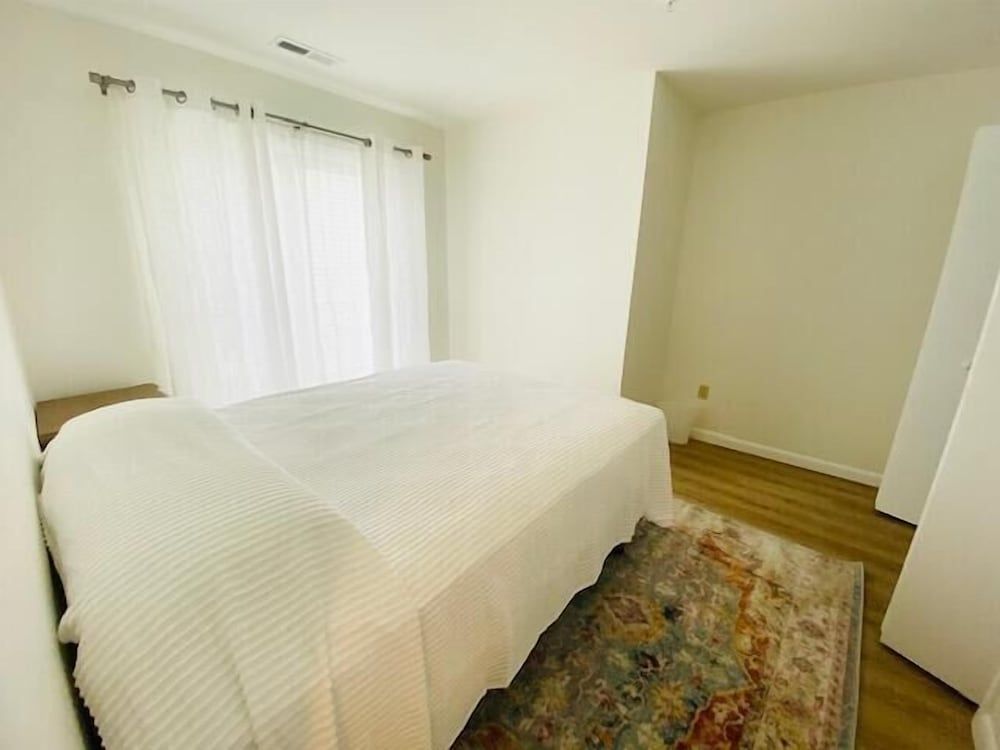 Condo, Multiple Beds, Kitchen, Garden View (OLIVE AVENUE 1B)