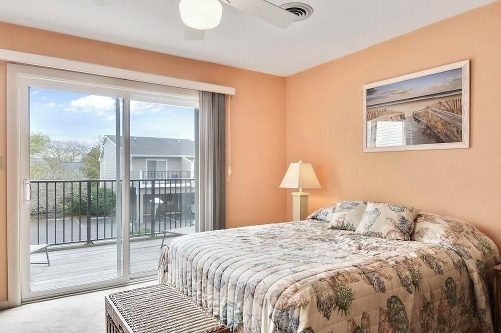 Townhome, Multiple Beds, Patio, Garden View