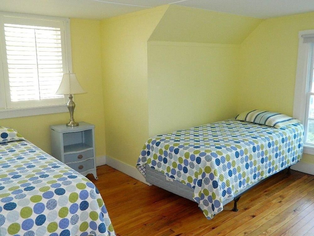 Cottage, Multiple Beds, Kitchen, Garden View