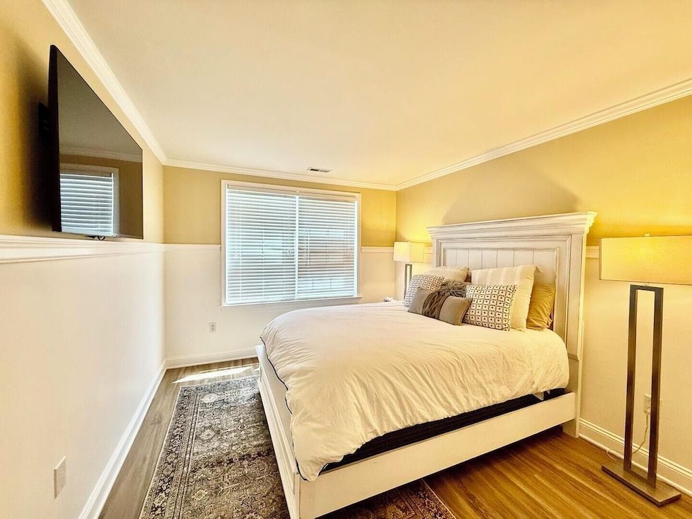 Townhome, Multiple Beds, Patio, Garden View