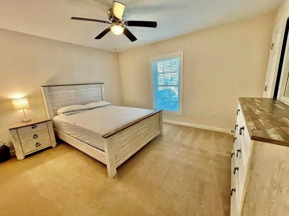 House, Multiple Beds, Kitchen, Garden View