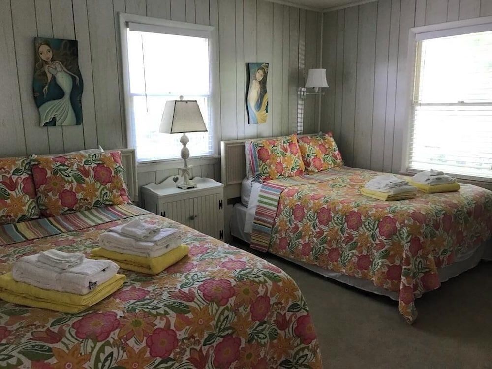 House, Multiple Beds, Patio, Garden View