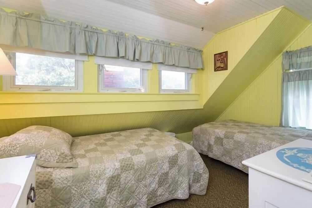 Cottage, Multiple Beds, Patio, Garden View