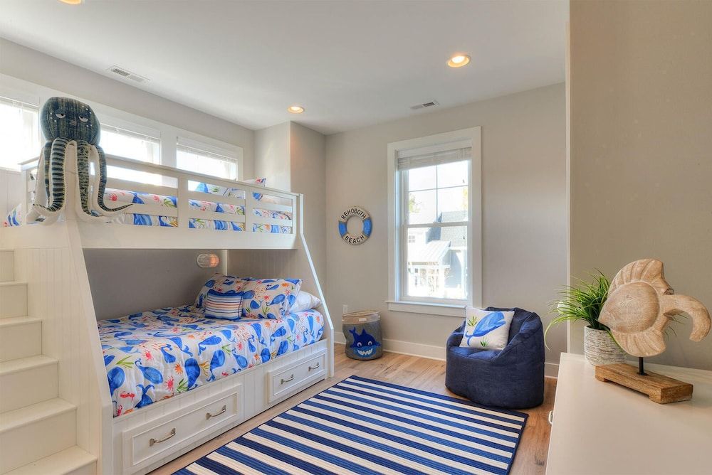 House, Multiple Beds, Pool Access, Pool View